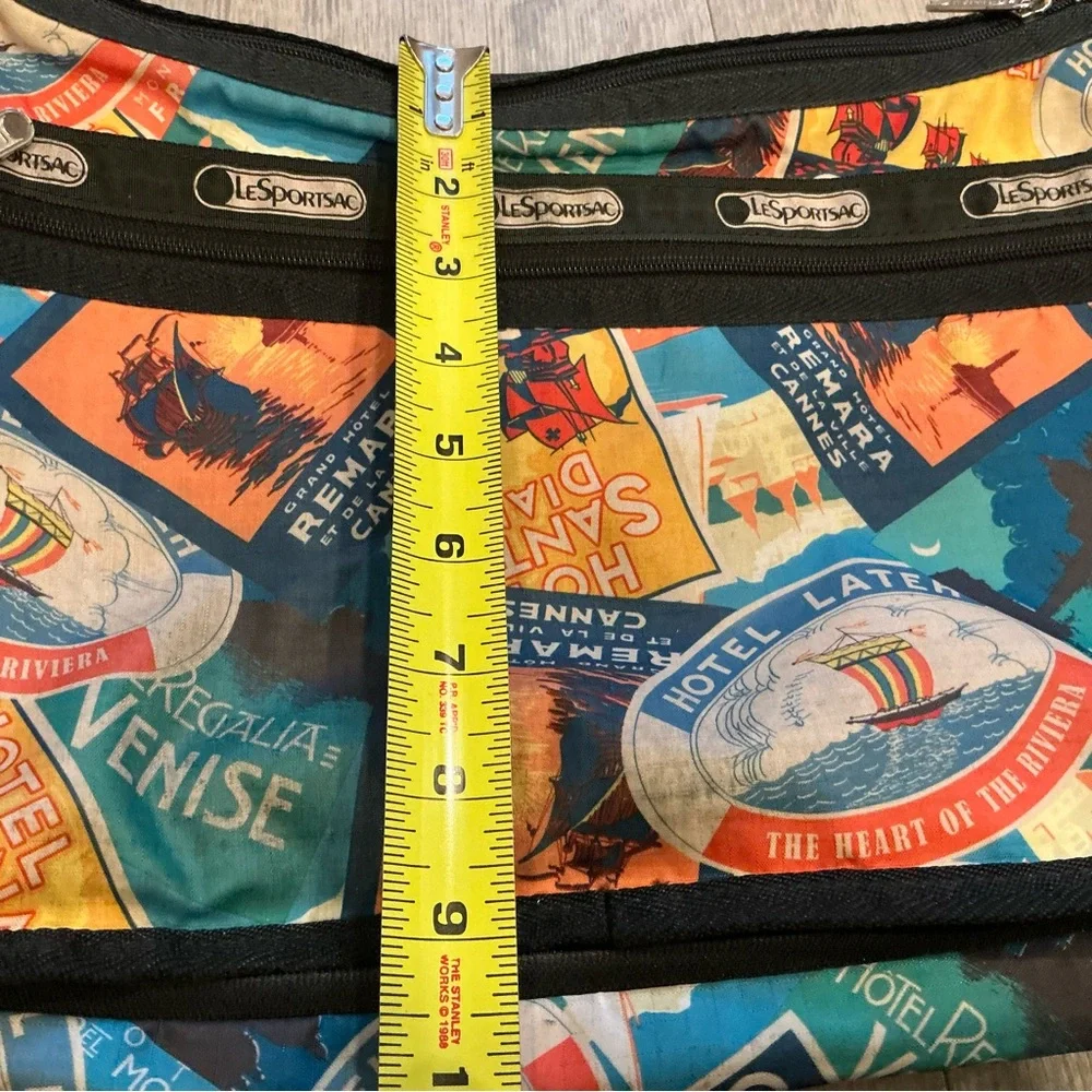 Vintage LeSportsac yacht pattern multicolored shoulder bag